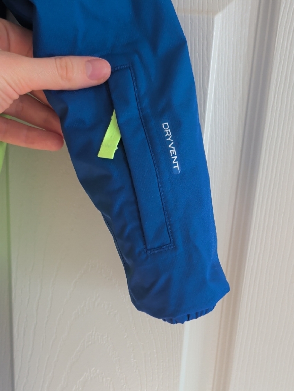 North Face Kids Waterproof Ski Suit | 4T Waterproof Boys Snowsuit - Picture 7 of 16